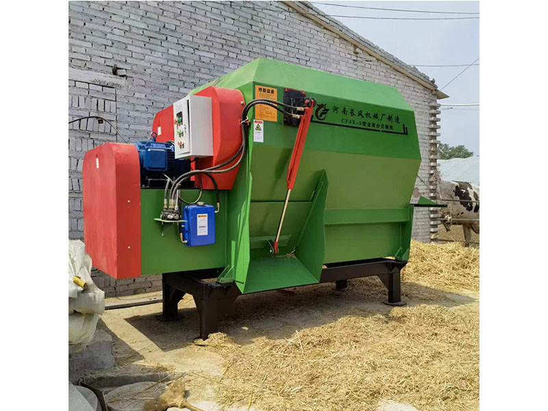 TMR全日糧機 牛羊拌草機